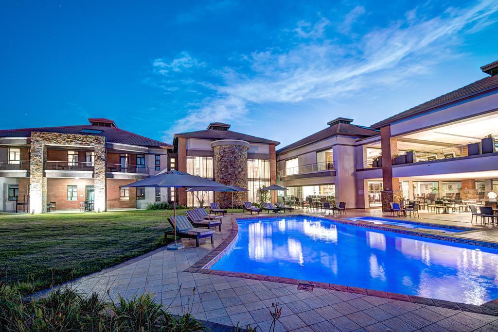 Royal Marang Hotel Phokeng Exterior photo The clubhouse at the Waterfall Equestrian Estate